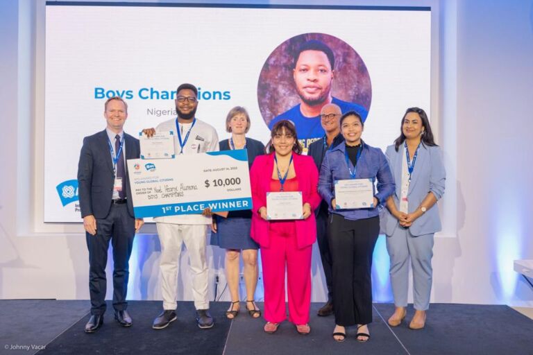 Alumona, Nigerian student, first African to win $10,000 AFS Award in U.S