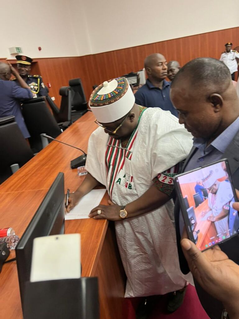 Polls: parties sign peace accord in Abuja&nbsp;