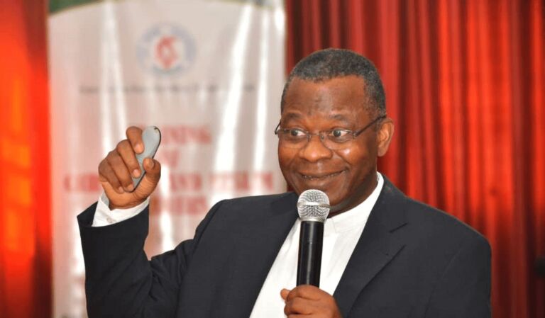 Lux Tera: Catalyzing responsible leadership and informed citizenship