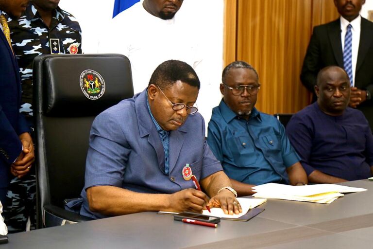 Governor Otu Signs N296bn Budget, Economy Tops