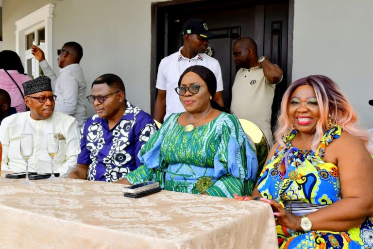 Otu, Wife Fete Kinsmen, Urge Unity At New Year