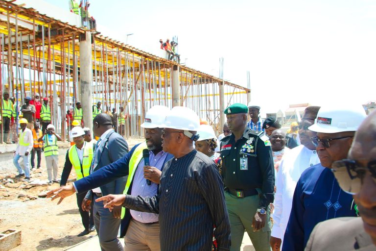 Wike set to end roadside pick-ups in Abuja 