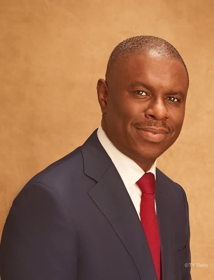Dr. DAKUKU PETERSIDE