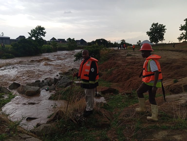 Agency launch search for teen drowned in Apa River