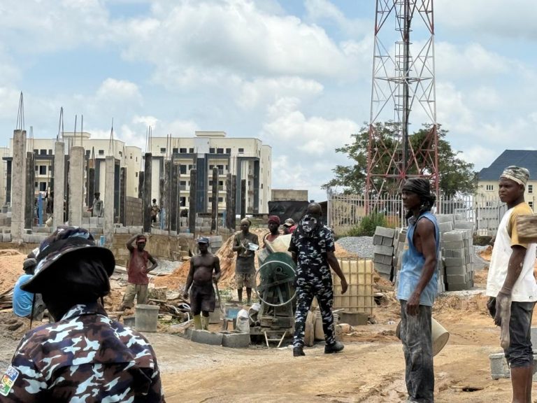 15 arrested for illegal construction at River Park Estate
