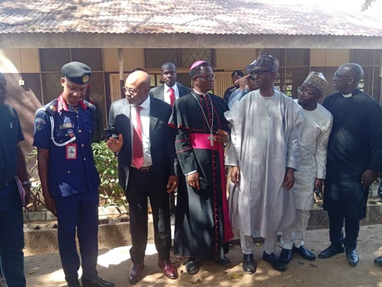 Ribadu Visits Niger, Assures Parents Government Will Rescue Abducted Schoolchildren
