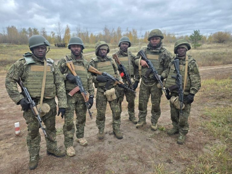 Six Nigerians, inlcuding a former member of the Nigerian AirForce, wielding Russia's AK74M and reportedly fighting for the Russian Army