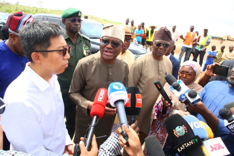 Abuja land beneficiaries shouldn’t “throw stones” – Wike