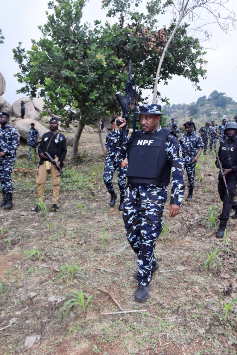 Police raid kidnappers’ hideout, rescue five in Abuja