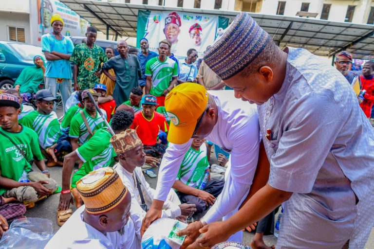 APC supports persons with disabilities with cash, food aid