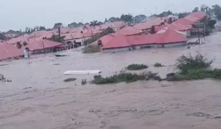 Flood alert puts Abuja on edge   · FCTA steps up advocacy, urges residents’ action