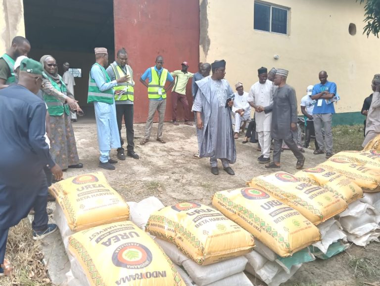 FCTA warns against diversion of fertiliser for farmers