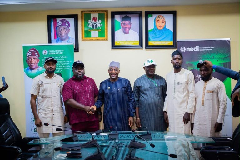 Alausa urges NANS to mobilise 10m student votes for Tinubu