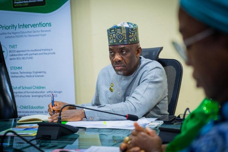 FG selects 16,000 Nigerians for Digital Training Academy