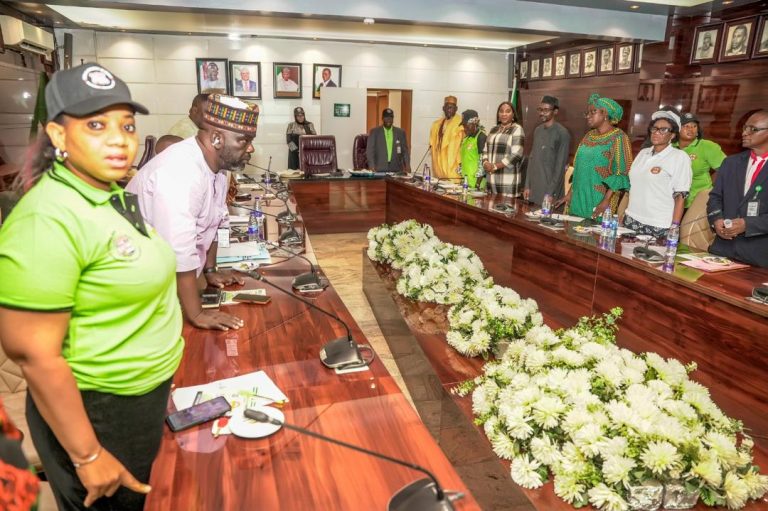 Works Ministry urges staff to prioritise professionalism, timely service delivery